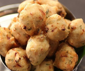 Avasara Vada