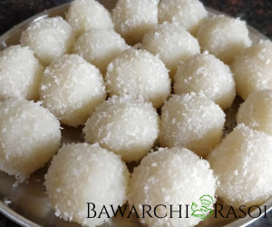 Coconut laddu